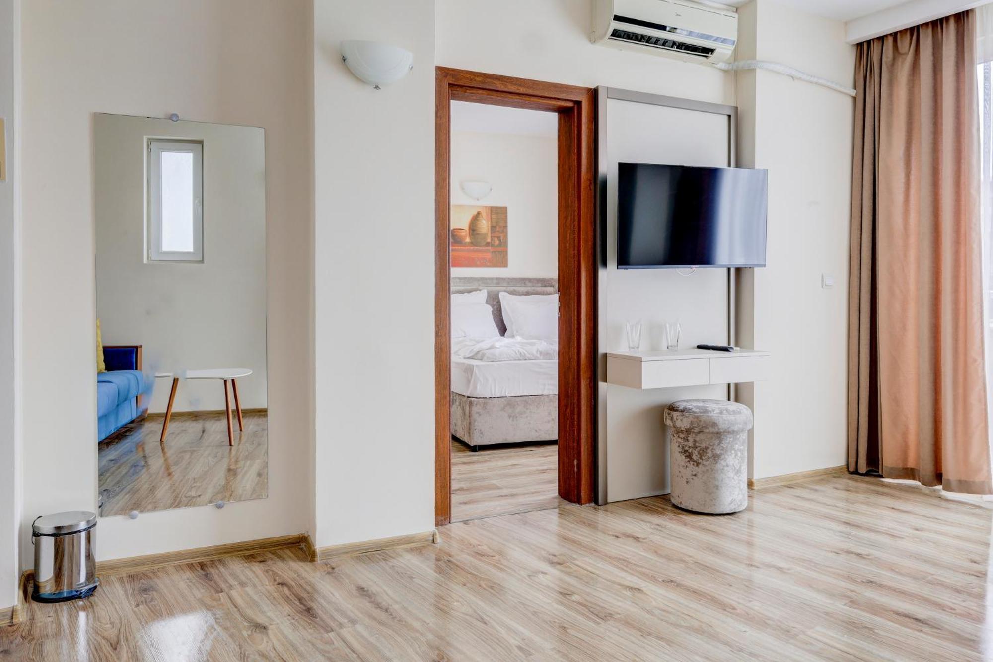 Jupiter 1 Family Hotel Балчик Экстерьер фото
